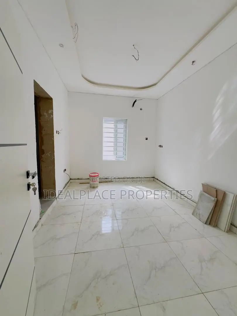 3bdrm Apartment in Opebi for sale in Opebi