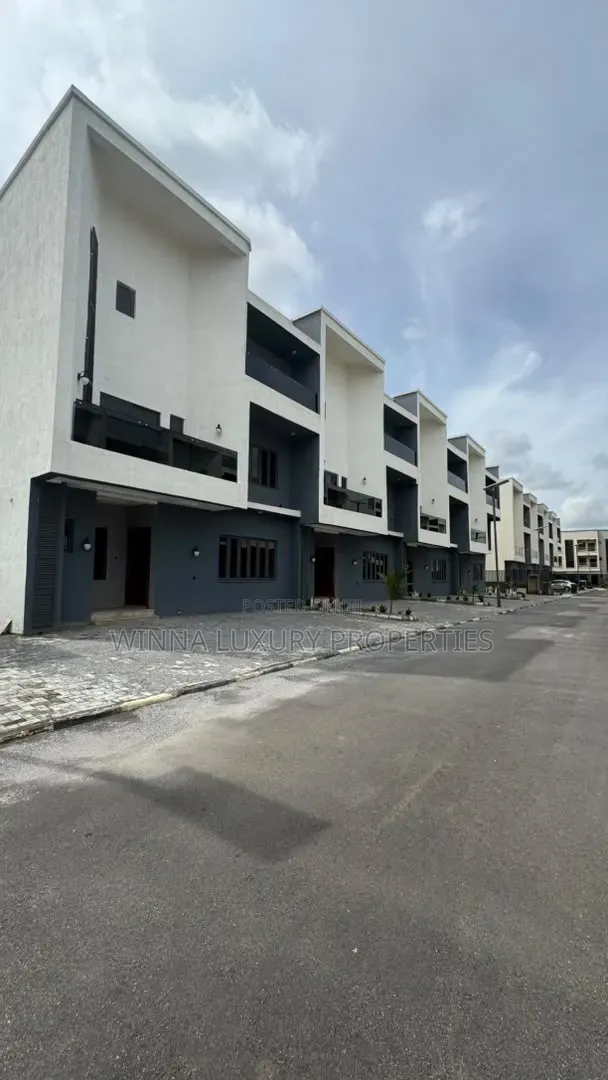 5bdrm Townhouse/Terrace in Opposite Game, Kaura for sale in Kaura