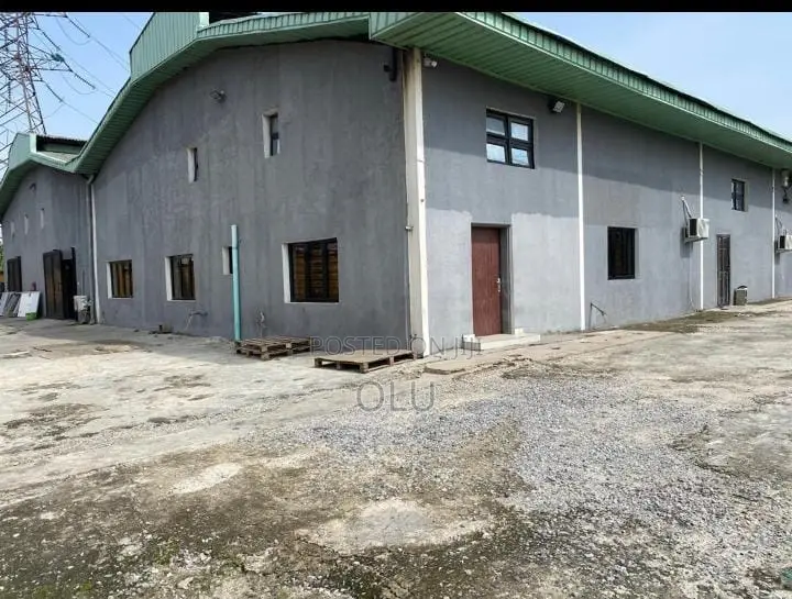 A 2 Bay Factory Warehouse on 2808.70 SQMT in Oba Akran