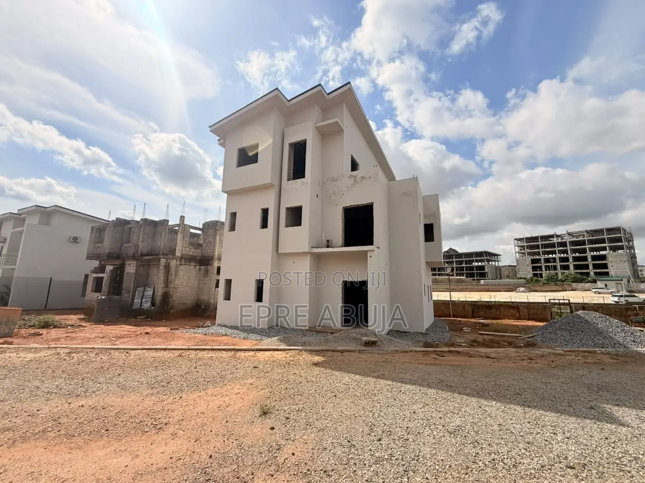 4bdrm Duplex in Mabushi for sale in Mabushi