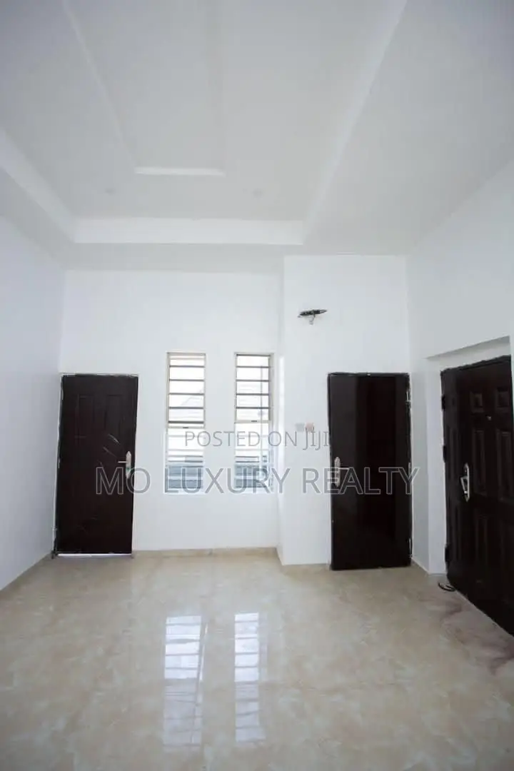 2bdrm Apartment in Osapa london for rent in Osapa london