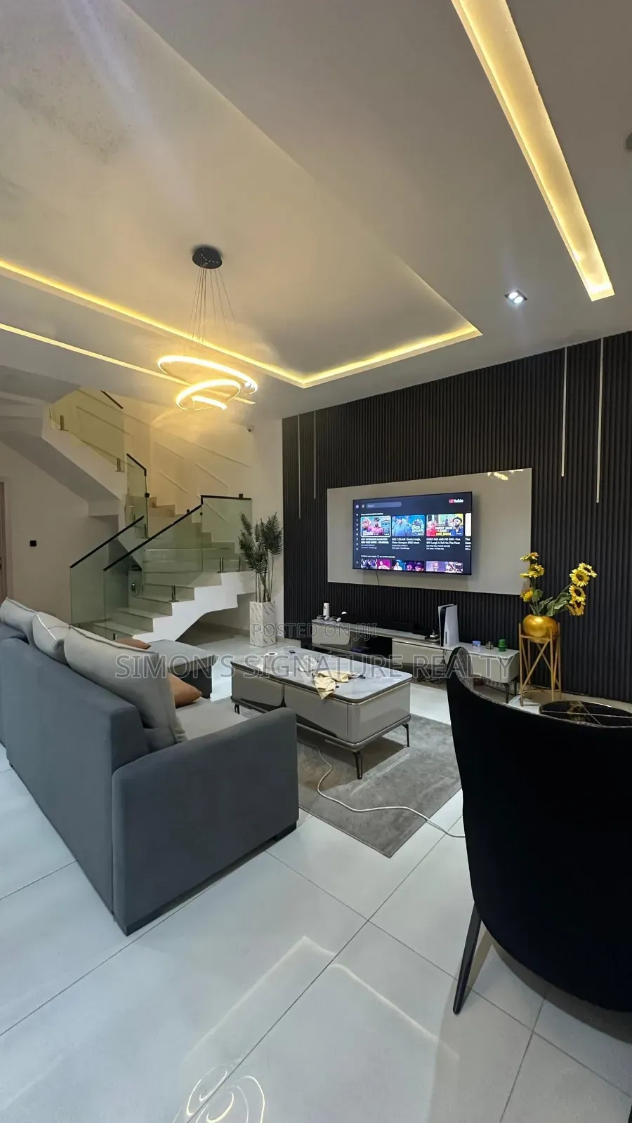 Furnished 4bdrm Duplex in Chevron for sale in Chevron