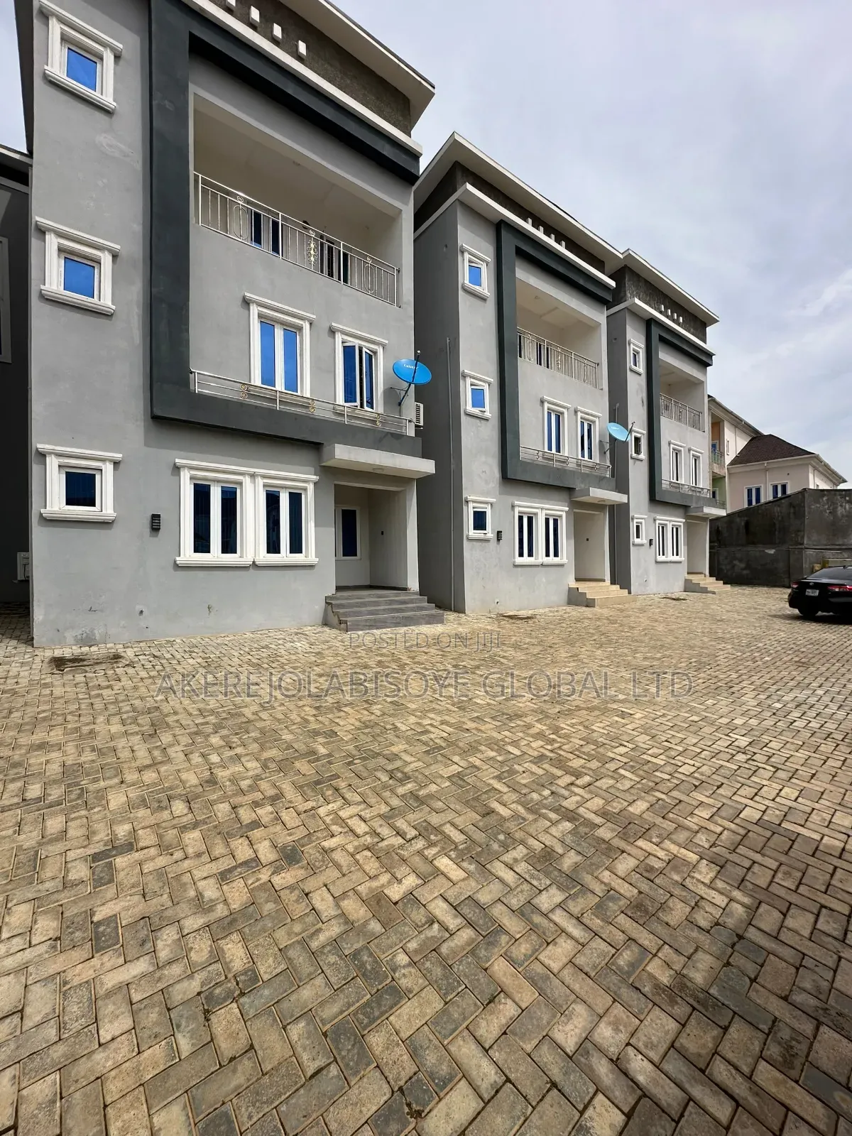 4bdrm Duplex in Beger Yard Lifecamp for rent in Life Camp