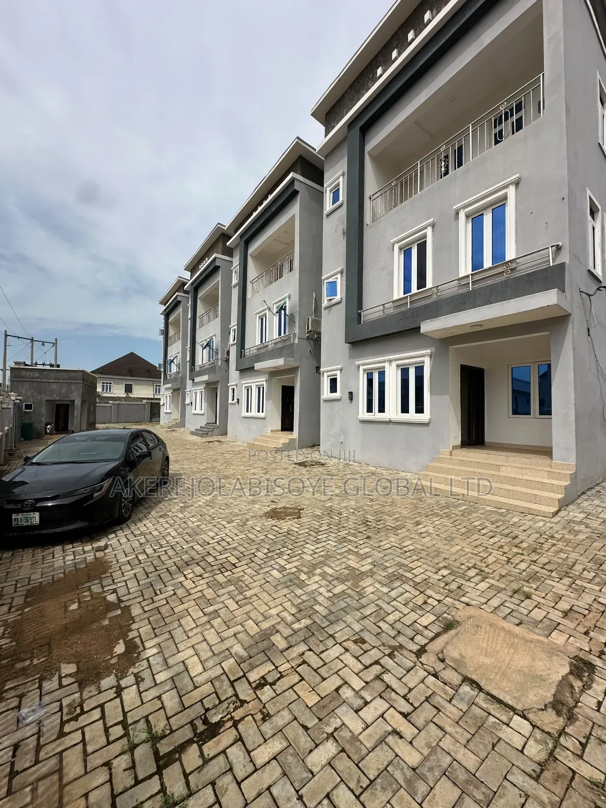 4bdrm Duplex in Beger Yard Lifecamp for rent in Life Camp