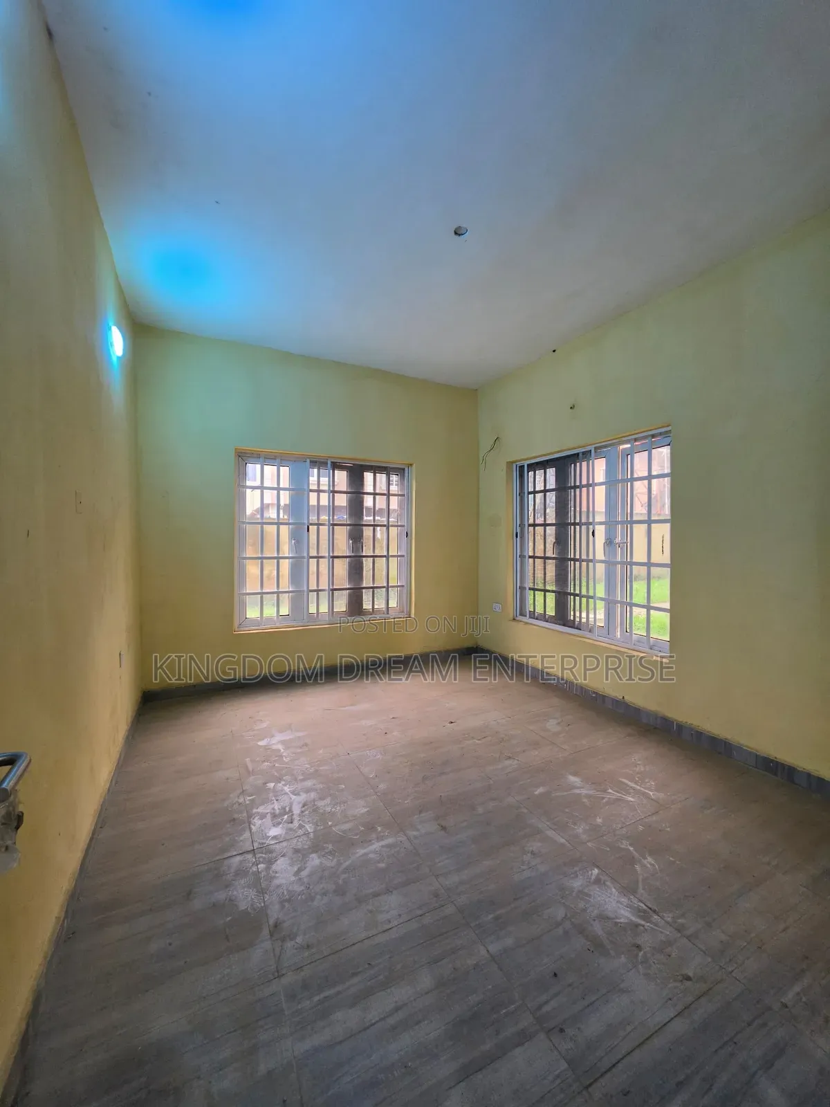 3bdrm Block of Flats in Command Ipaja Lagos for sale in Ipaja / Ipaja