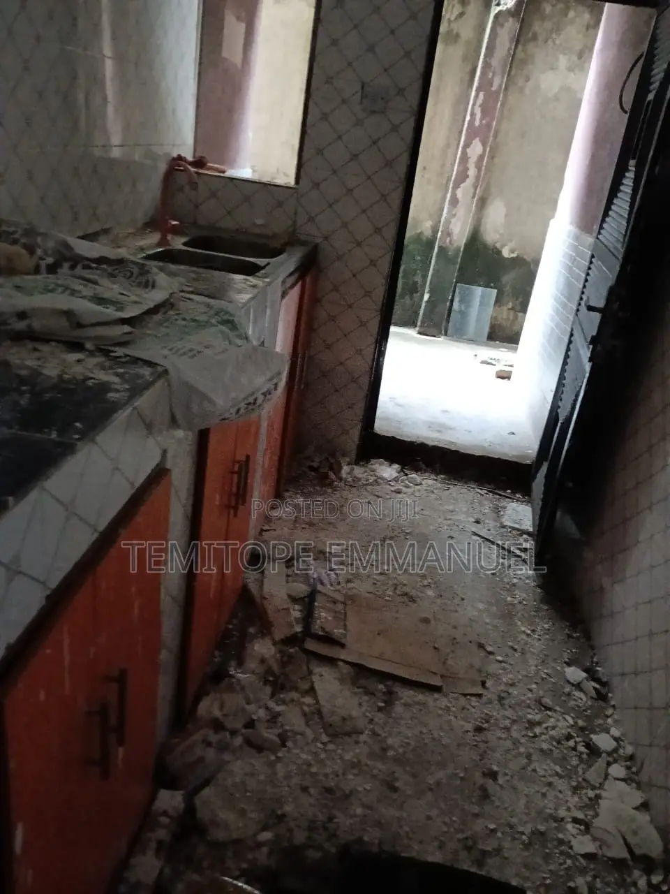 Furnished 3bdrm Apartment in Dopemu for rent in Dopemu