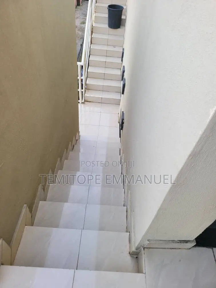 Furnished 3bdrm Apartment in Adeniyi Jones for rent in Adeniyi Jones