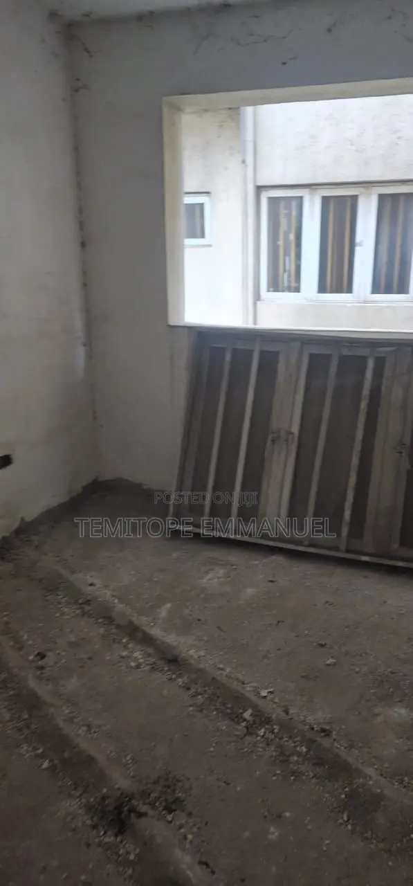 Furnished 4bdrm Duplex in Yaba for sale in Yaba