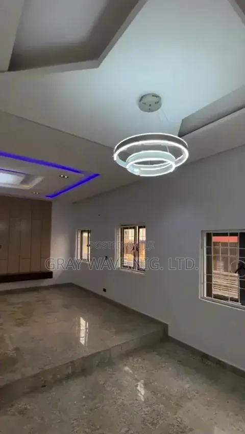 5bdrm Duplex in Life Camp for sale in Life Camp