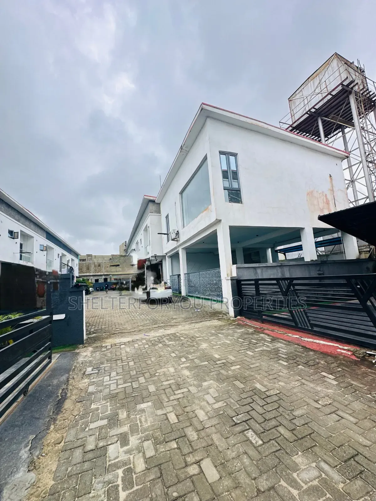 Furnished 3bdrm Duplex in Off Lekki-Epe Expressway for rent in Off Lekki-Epe Expressway