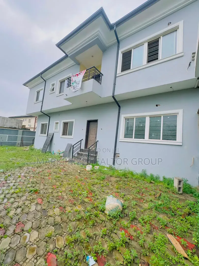3bdrm Duplex in Magodo Gra 1 Lagos for sale in GRA Phase 1
