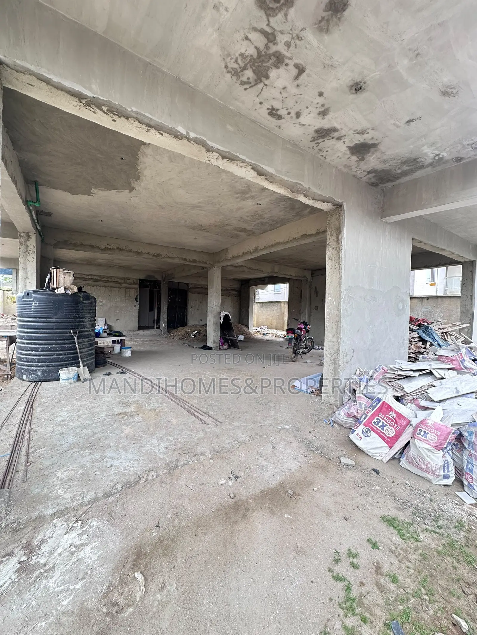 2bdrm Block of Flats in Sangotedo for sale in Sangotedo