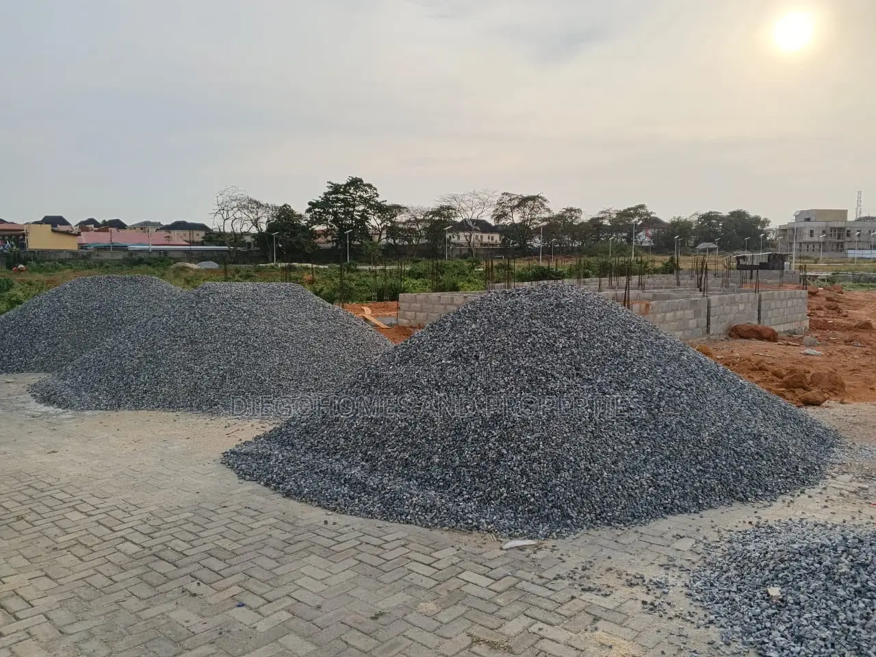 Luxury 500sqm Land for Sale in Omole Lagos | Consent in Kosofe