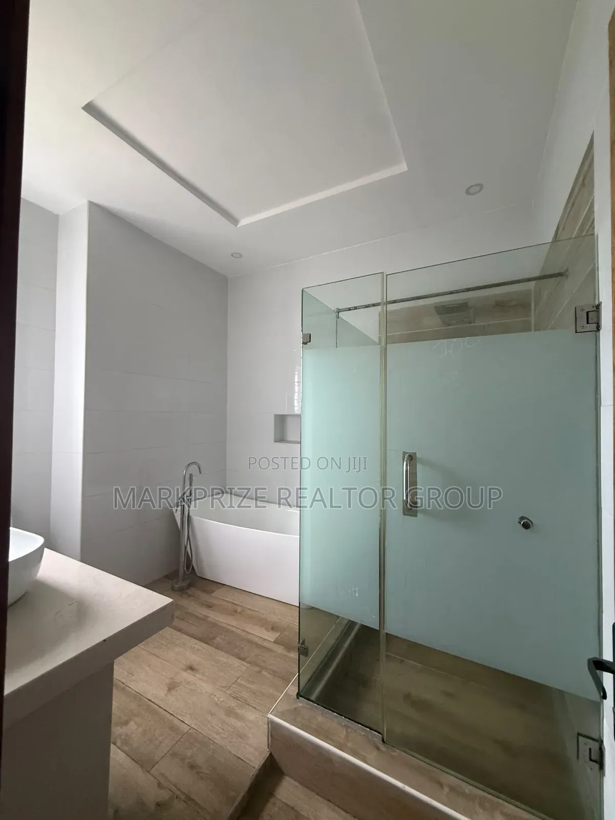 5bdrm Duplex in Lekki County İkota, Ikota for sale in Ikota
