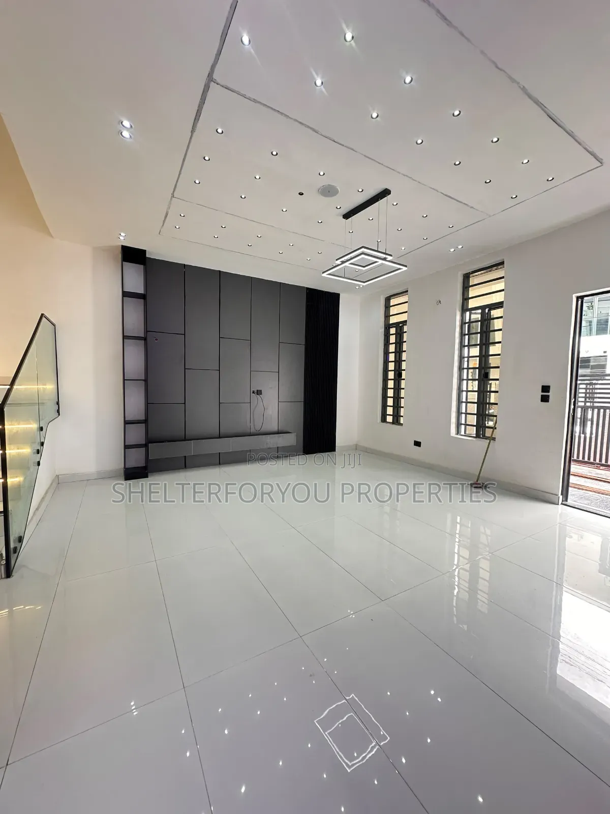 4bdrm Duplex in Off Lekki-Epe Expressway for sale in Off Lekki-Epe Expressway