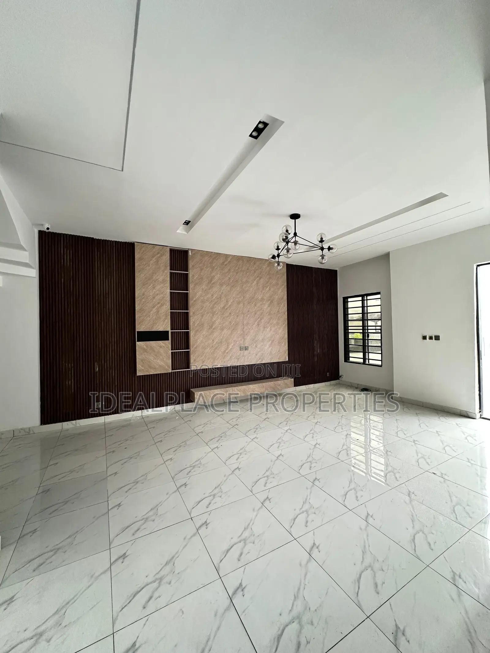 4bdrm Duplex in Lekki for sale in Lekki