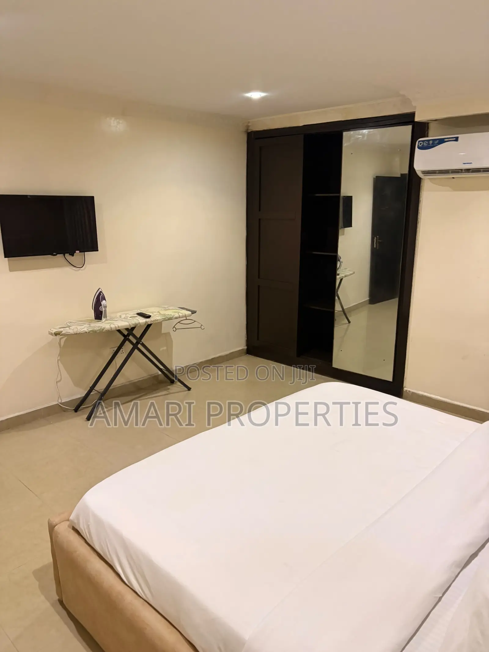 Furnished 1bdrm Block of Flats in Vi, Victoria Island Extension in Victoria Island Extension