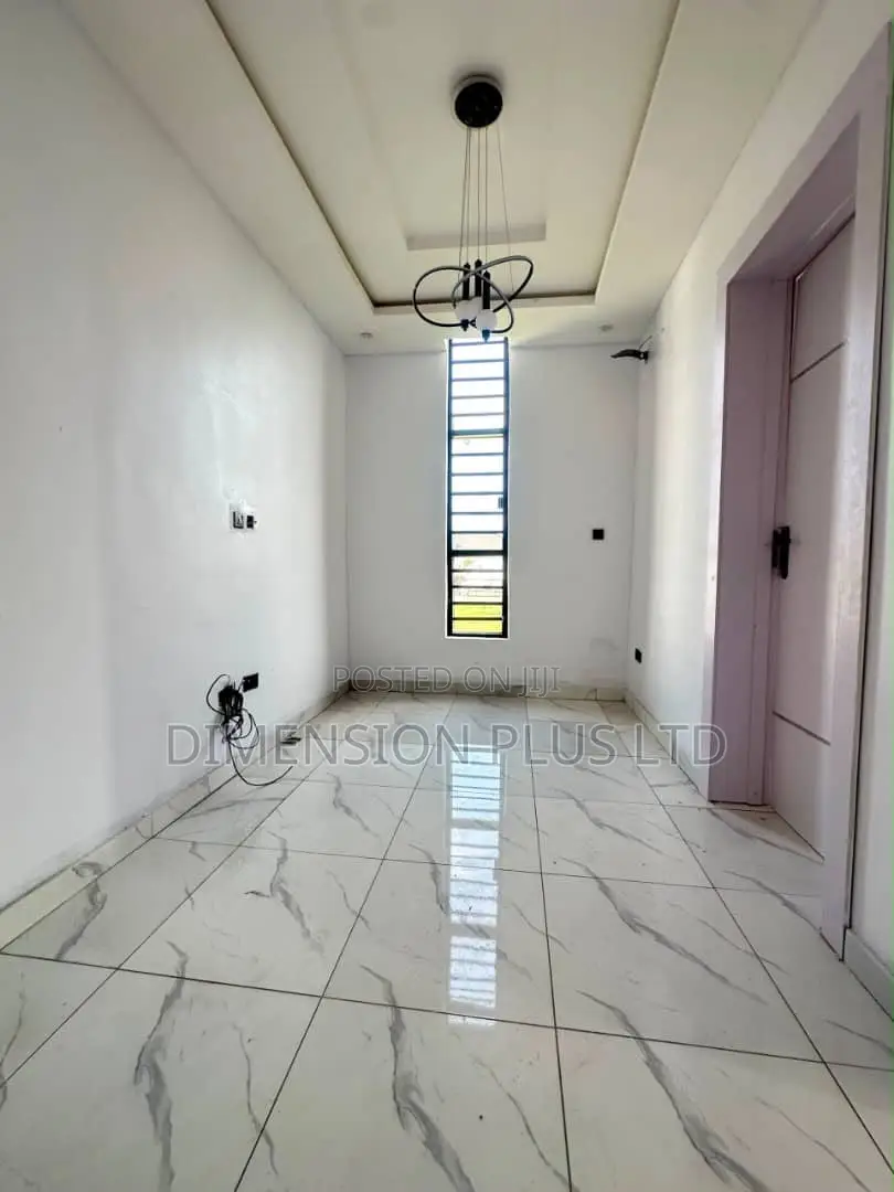 3bdrm Townhouse/Terrace in Chevron for sale in Chevron