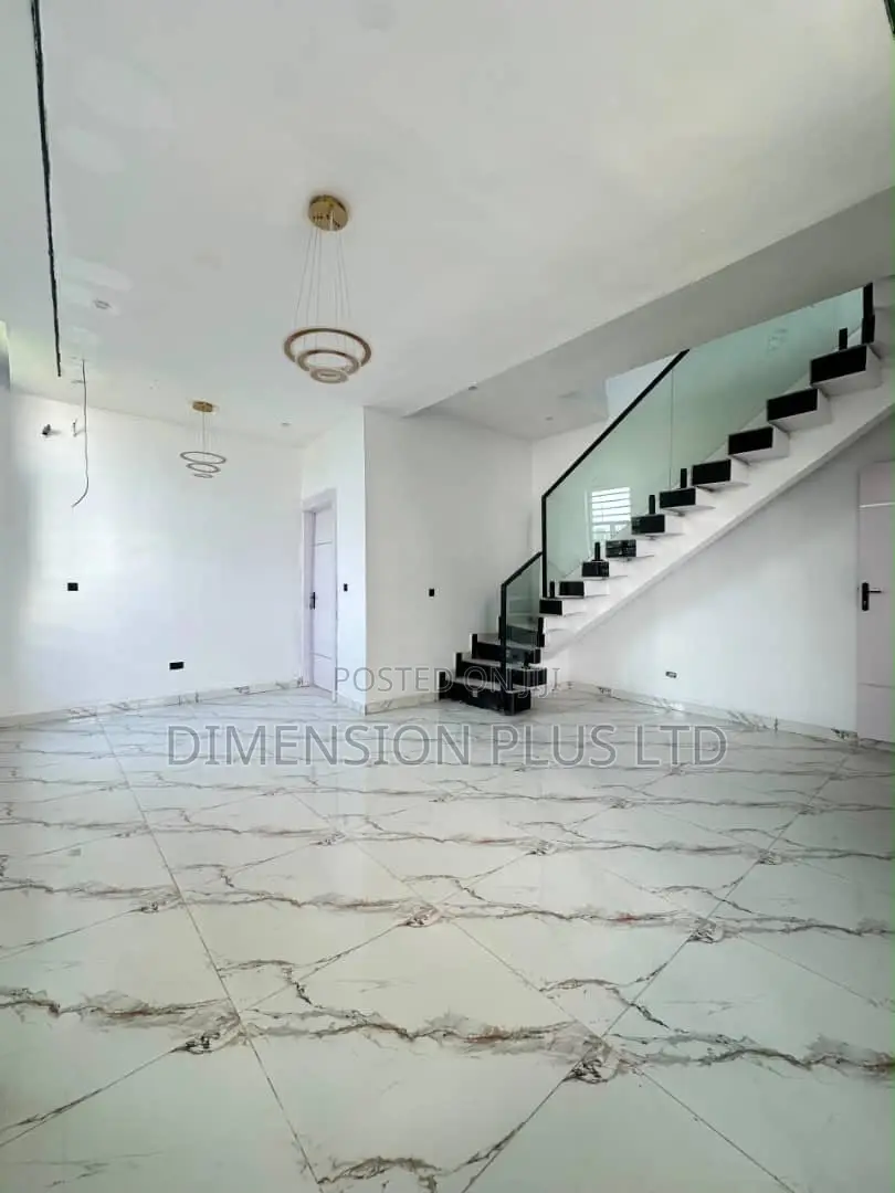 3bdrm Townhouse/Terrace in Chevron for sale in Chevron