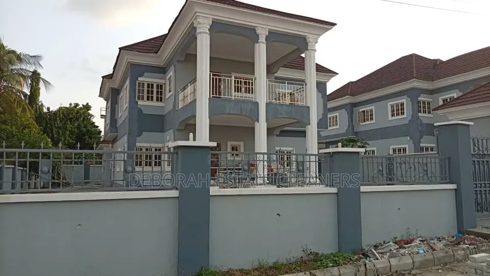 4bdrm Duplex in Basic Estate for rent in Lokogoma