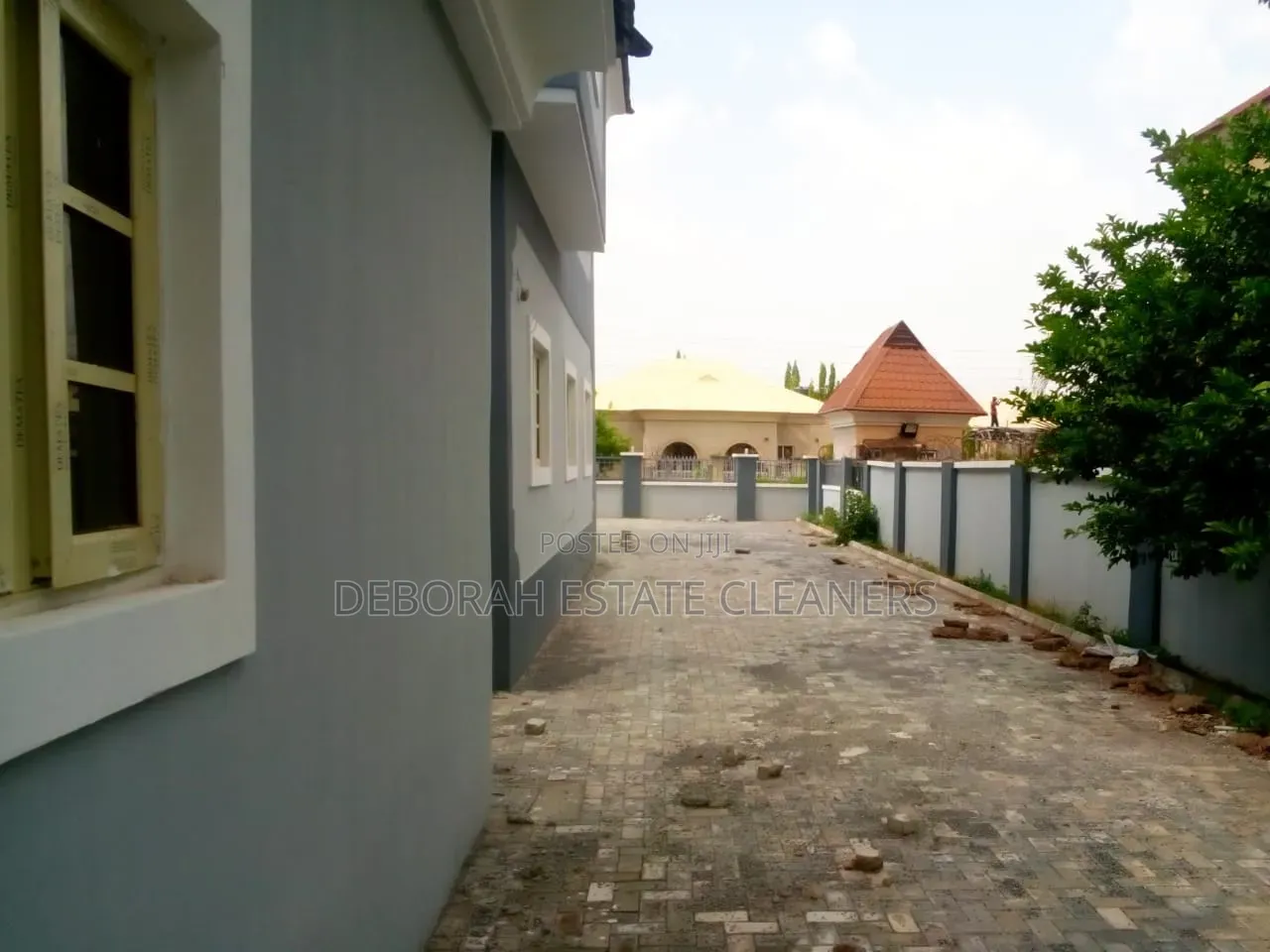 4bdrm Duplex in Basic Estate for rent in Lokogoma