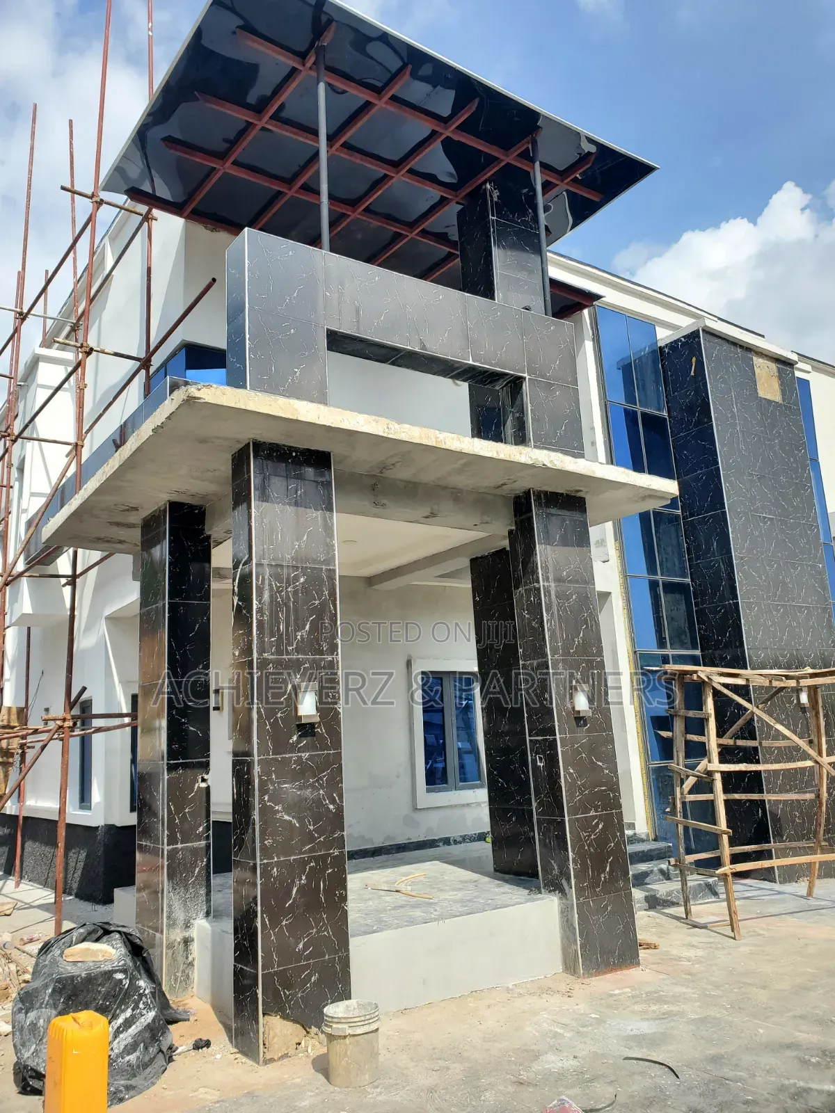 5bdrm Duplex in Katampe Extension for sale in Katampe Extension