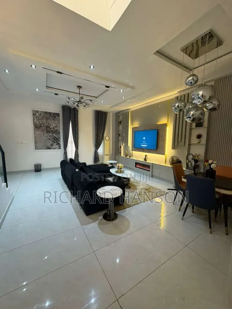 Furnished 4bdrm Duplex in Secured, Thomas Estate for rent in Thomas Estate