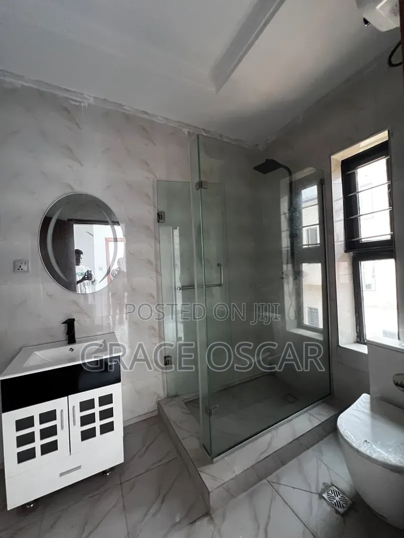 4bdrm Duplex in Ikate for sale in Ikate