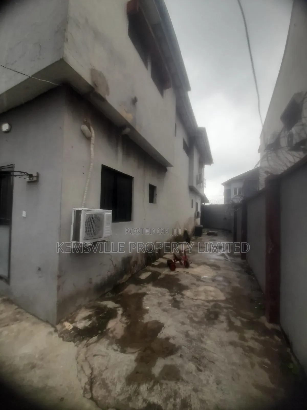 4bdrm Duplex in Berger Estate, Alagbado for sale in Alagbado