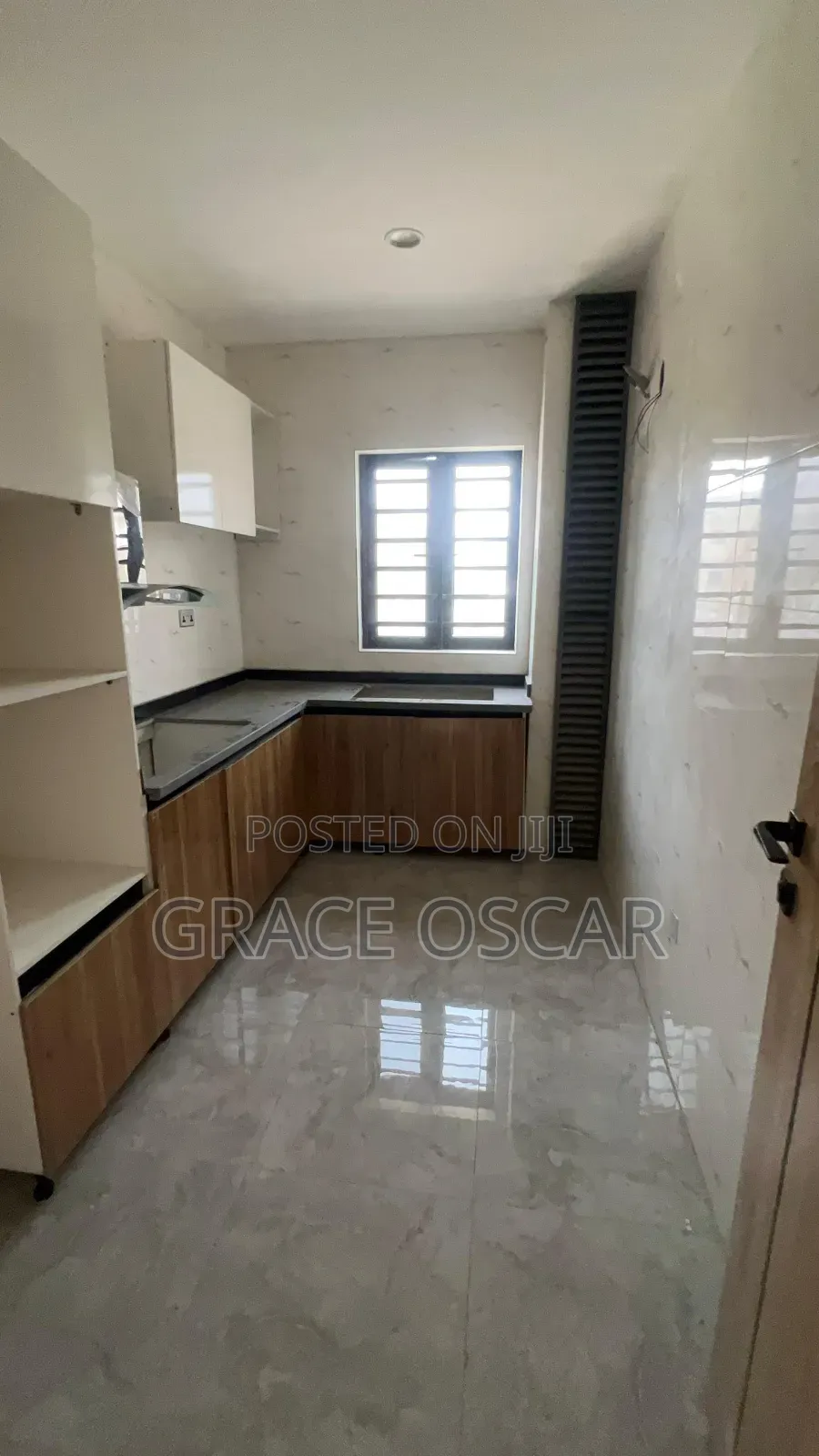 3bdrm Block of Flats in Abijo for sale in Abijo