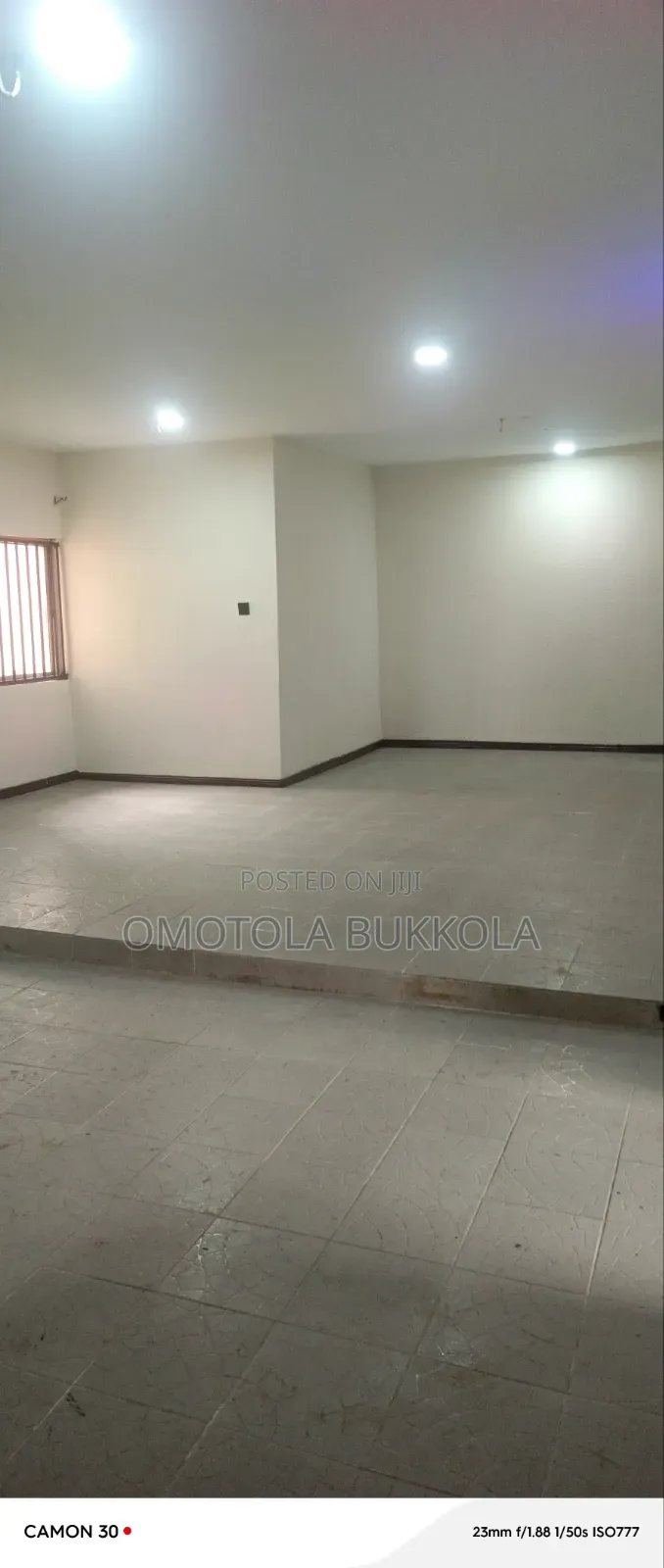2bdrm Block of Flats in Adoo Road for rent in Ado / Ajah