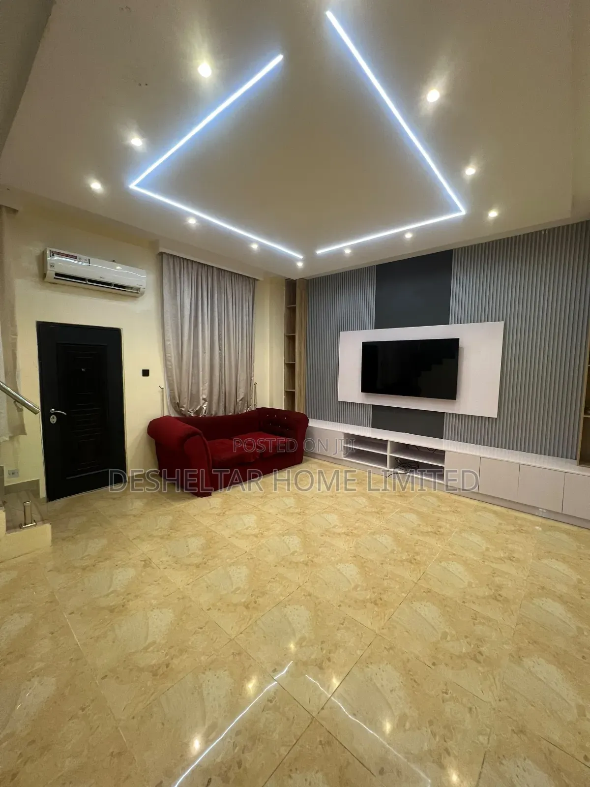 3bdrm Duplex in Off Whitesand for rent in Lekki Phase 1