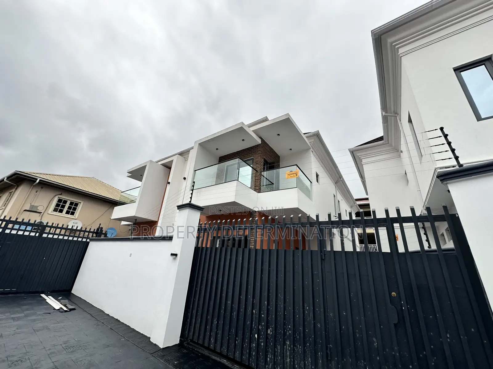 4bdrm Duplex in Magodo Gra for sale in Magodo