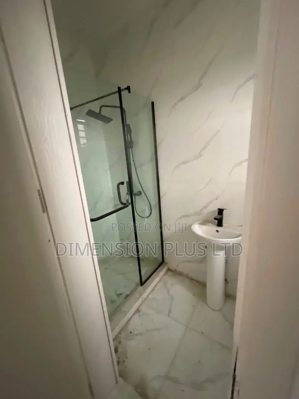 3bdrm Duplex in Ajah for sale in Ajah