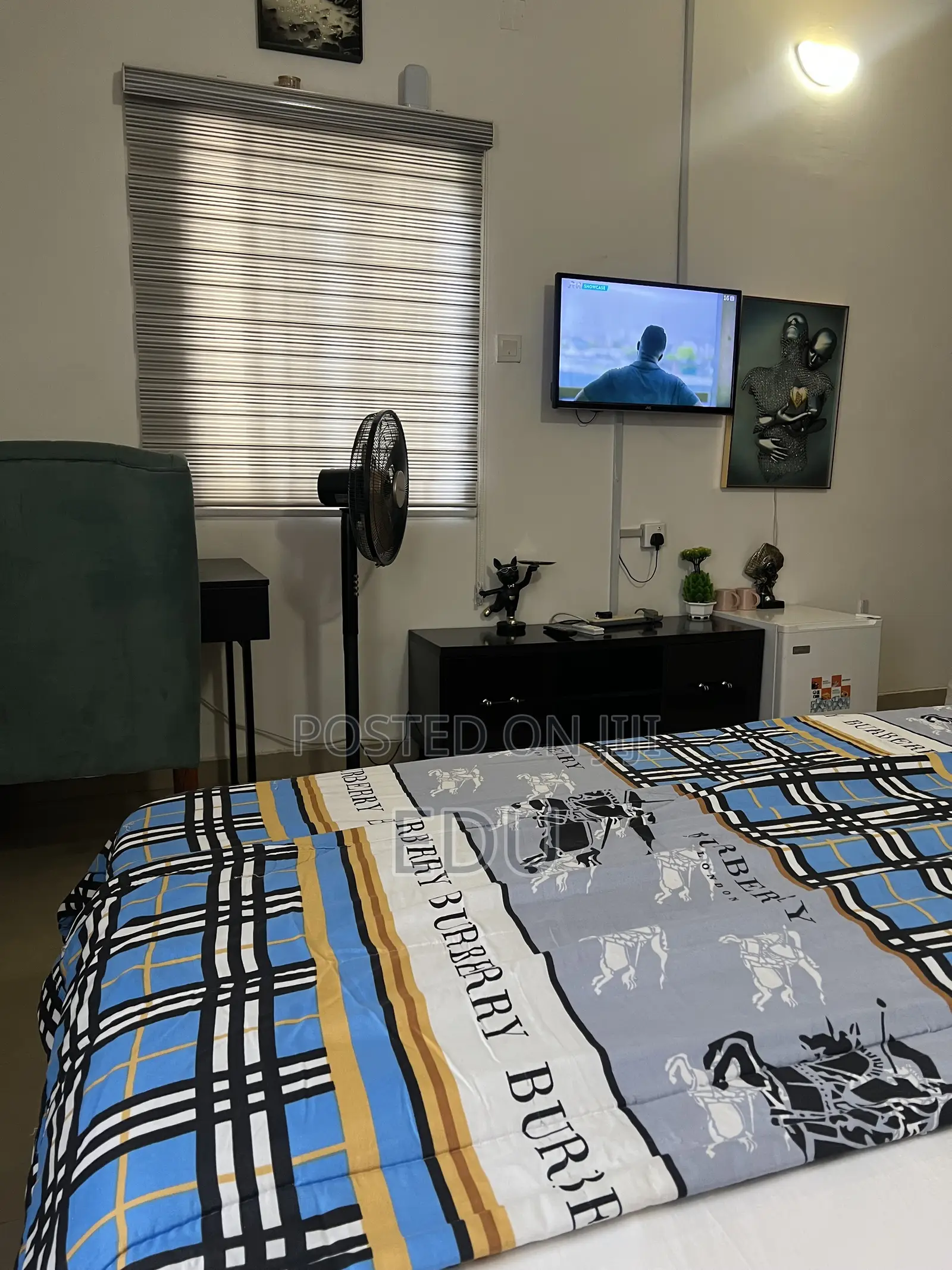 A Well Furnished Apartment- Queen in Kaura