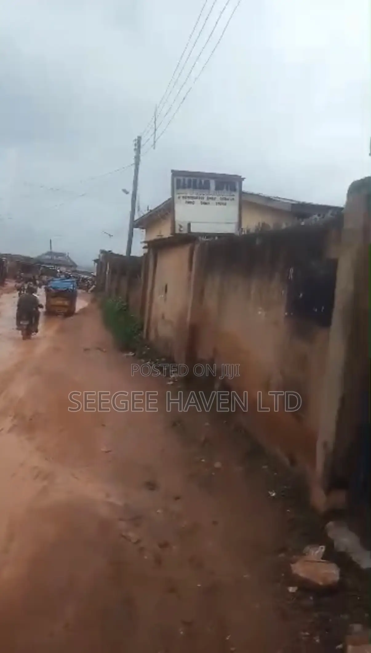 8bdrm House in Ogbayo, Ado-Odo/Ota for sale in Ado-Odo/Ota