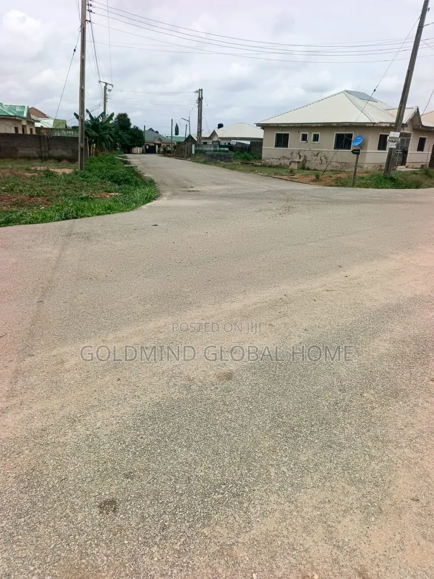 Size: 1,890 Sqm. Commercial Land for Sale by Gudu Market, Abuja. in Gudu