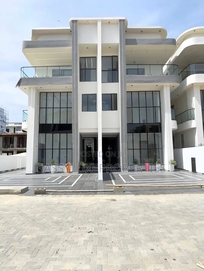 Furnished 5bdrm Apartment in Lekki Pahse 1 for sale in Lekki Phase 1