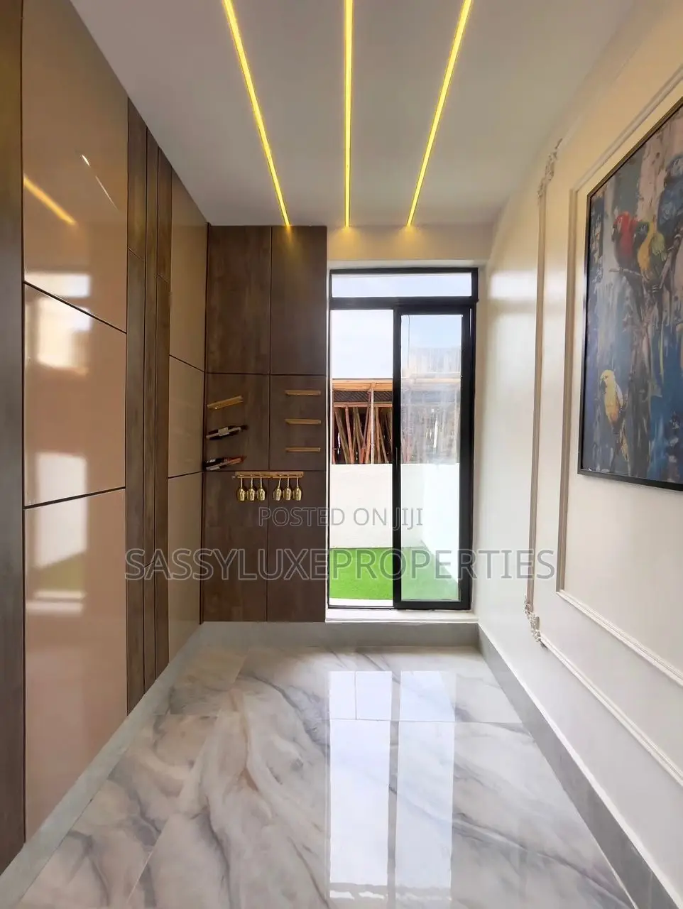 Furnished 5bdrm Apartment in Lekki Pahse 1 for sale in Lekki Phase 1
