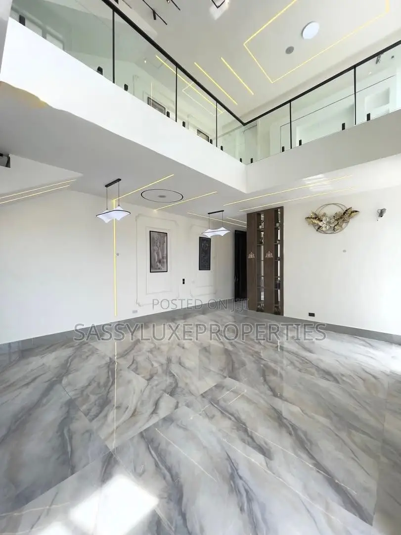 Furnished 5bdrm Apartment in Lekki Pahse 1 for sale in Lekki Phase 1