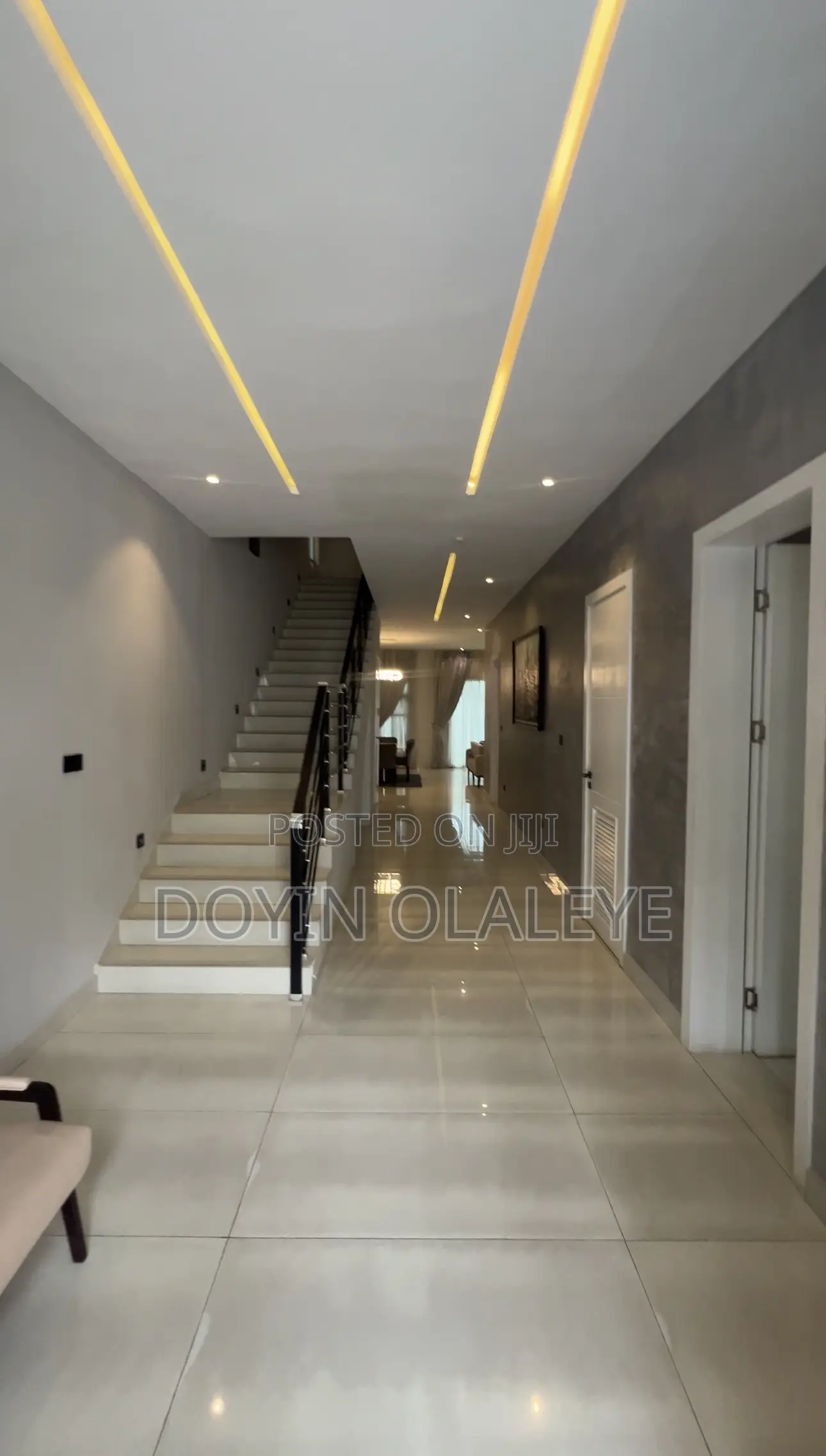 5bdrm Duplex in Lekki Phase 1 for sale in Lekki Phase 1