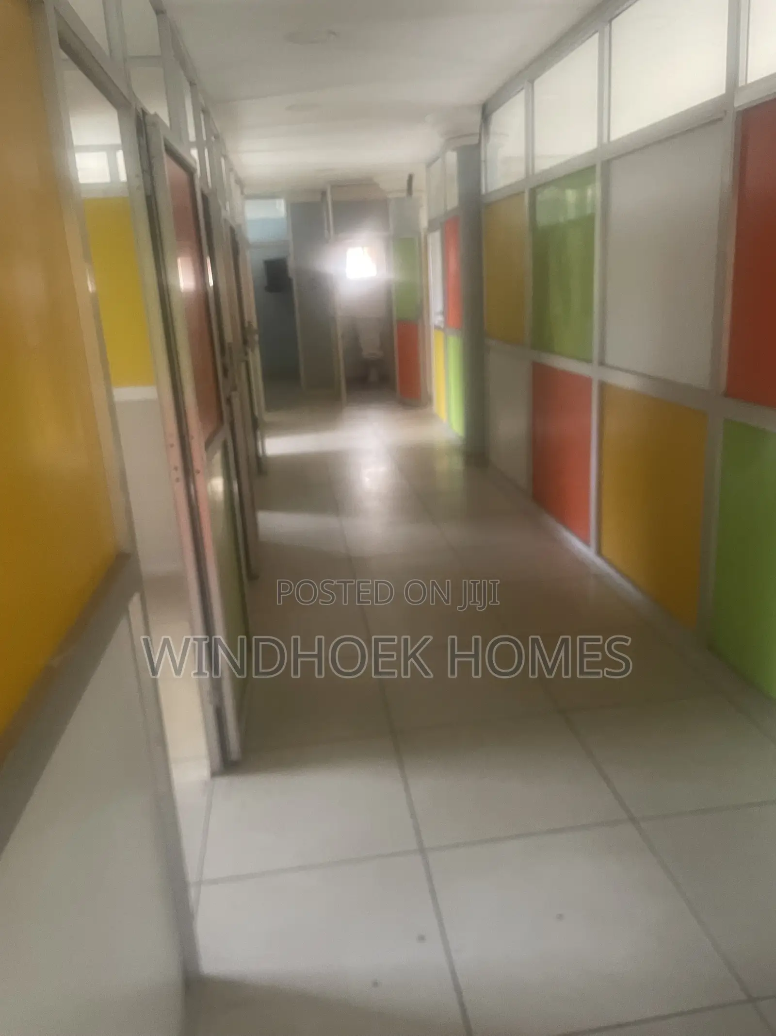 155sqms Office Space on the 2nd Floor in a Well Maintained Complex in Wuse 2