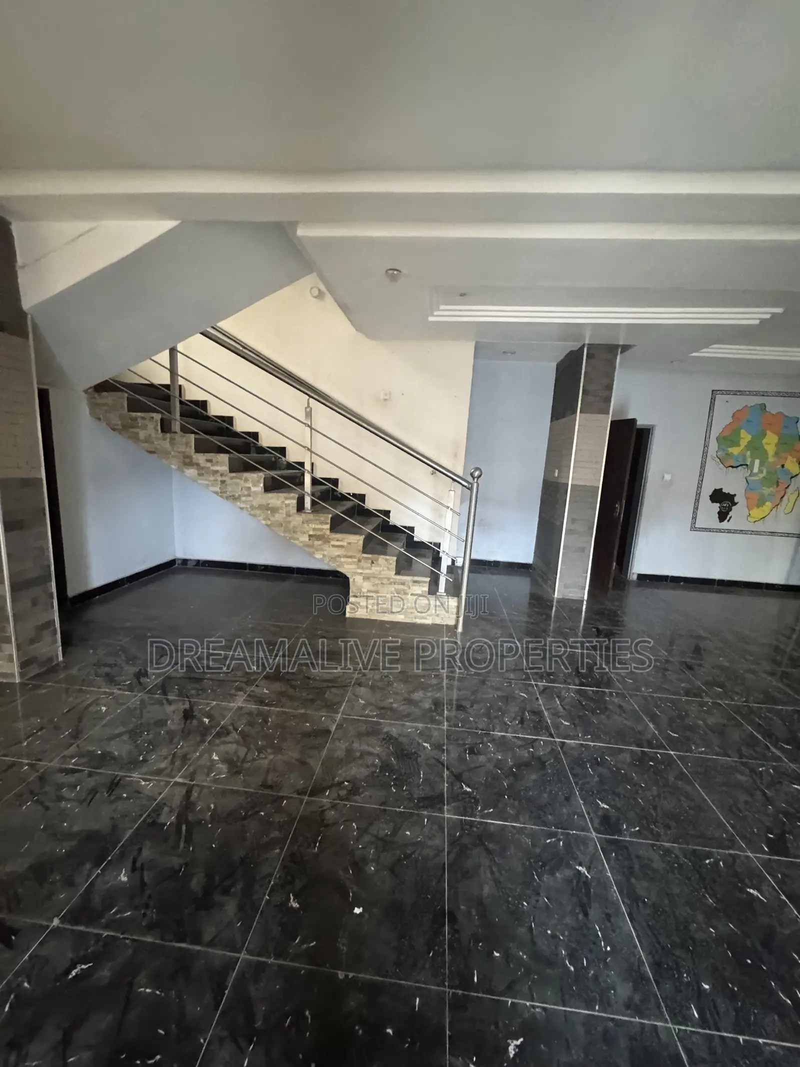 4bdrm Duplex in Green City Estate, Gwarinpa for rent in Gwarinpa