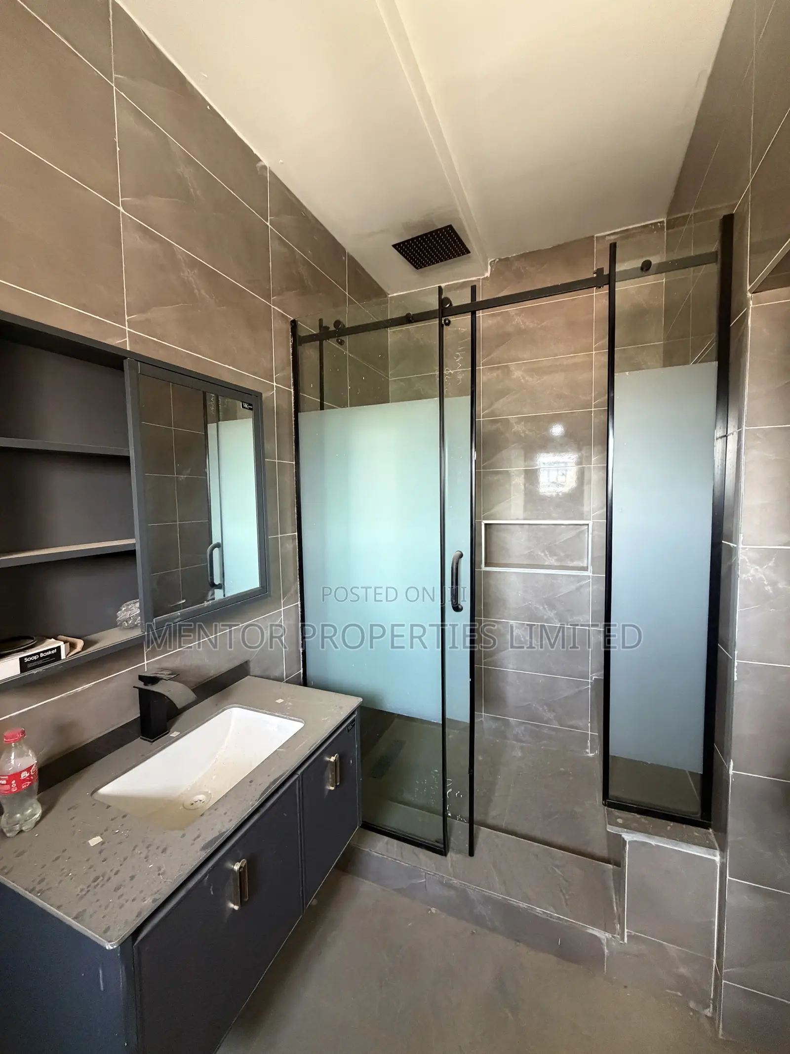 4bdrm Duplex in Paradise Estate, Life Camp for sale in Life Camp