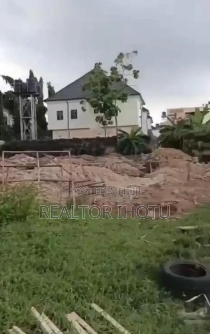 1000sqm, Residential, FCDA R of O and Tarred Road in Apo Resettlement