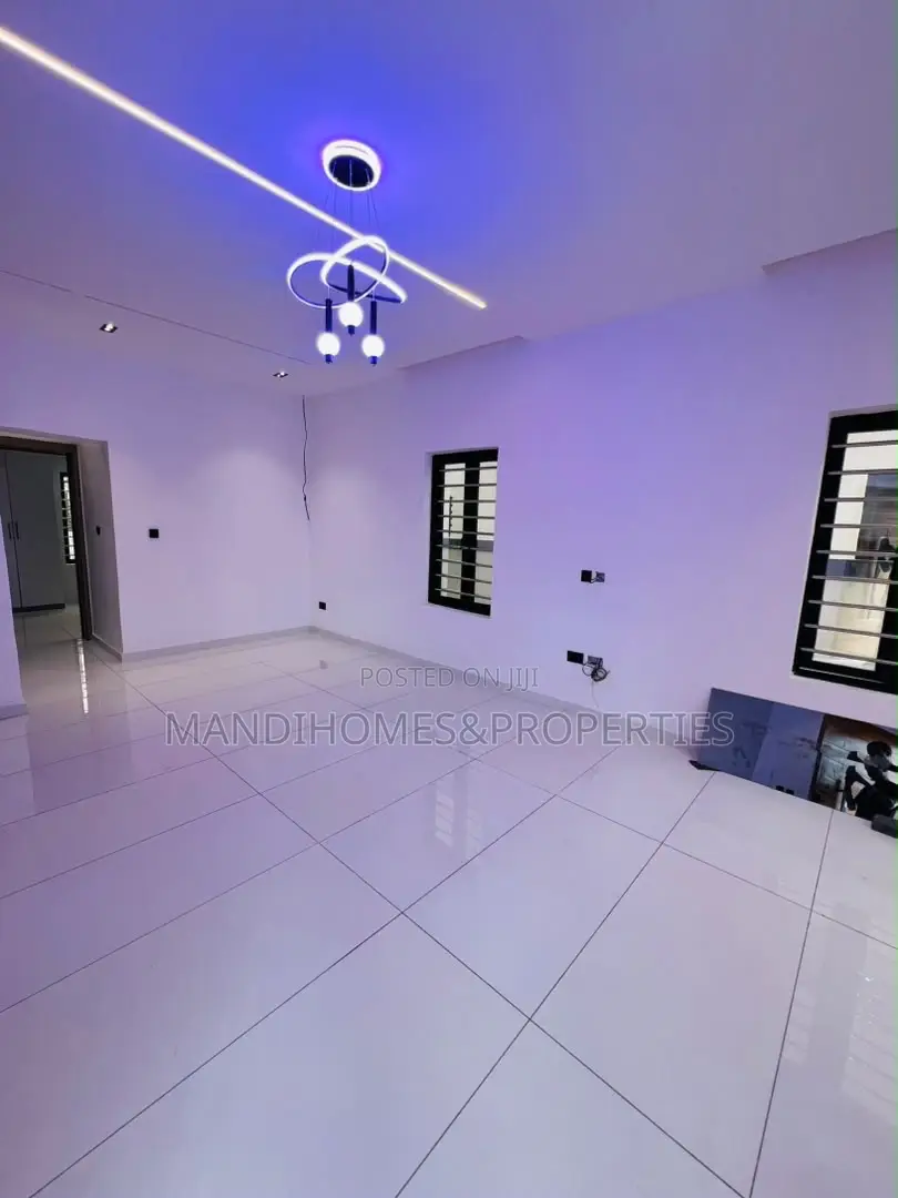 4bdrm Duplex in Ajah for sale in Ajah