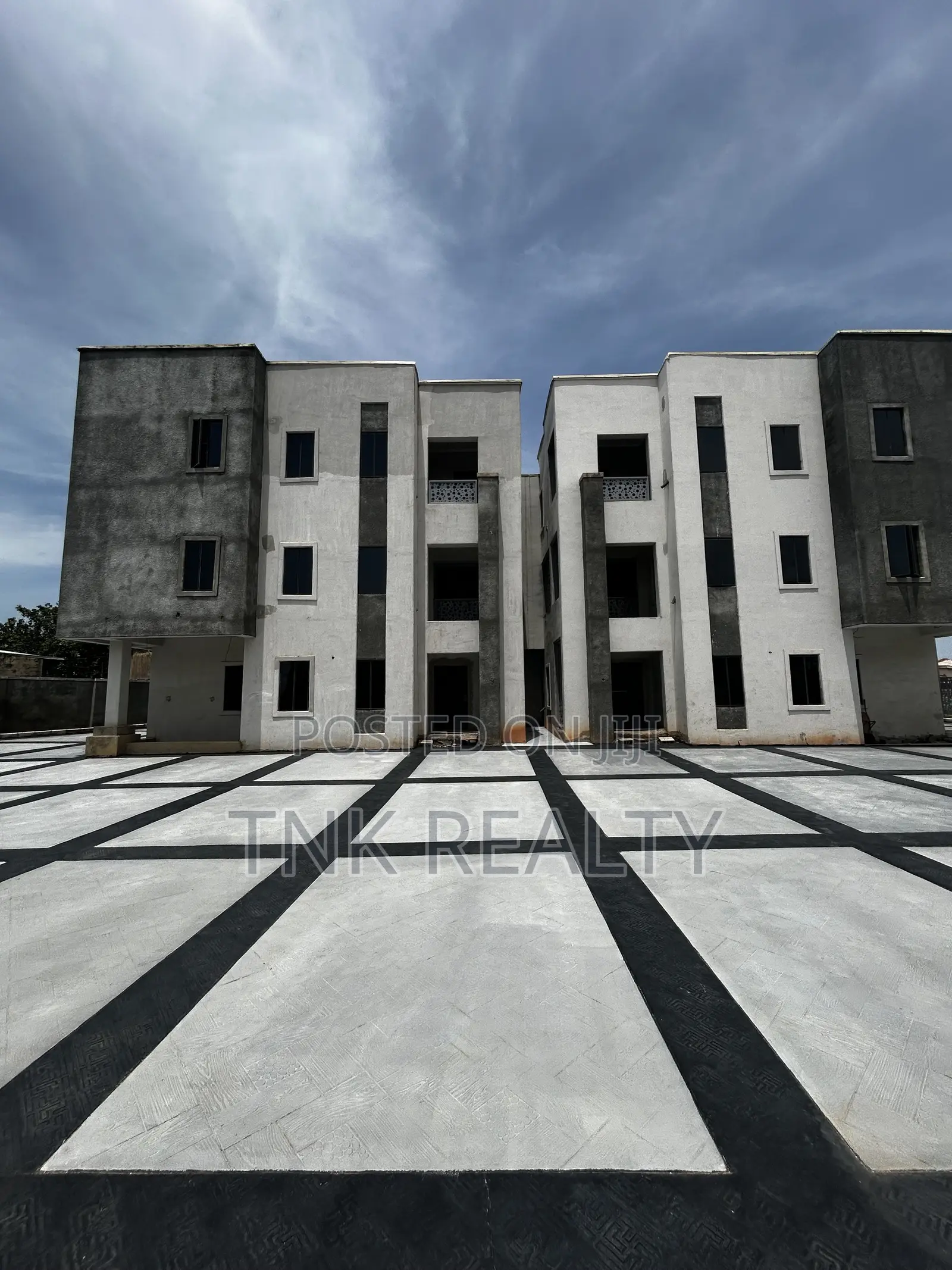 4bdrm Duplex in Kado for sale in Kado