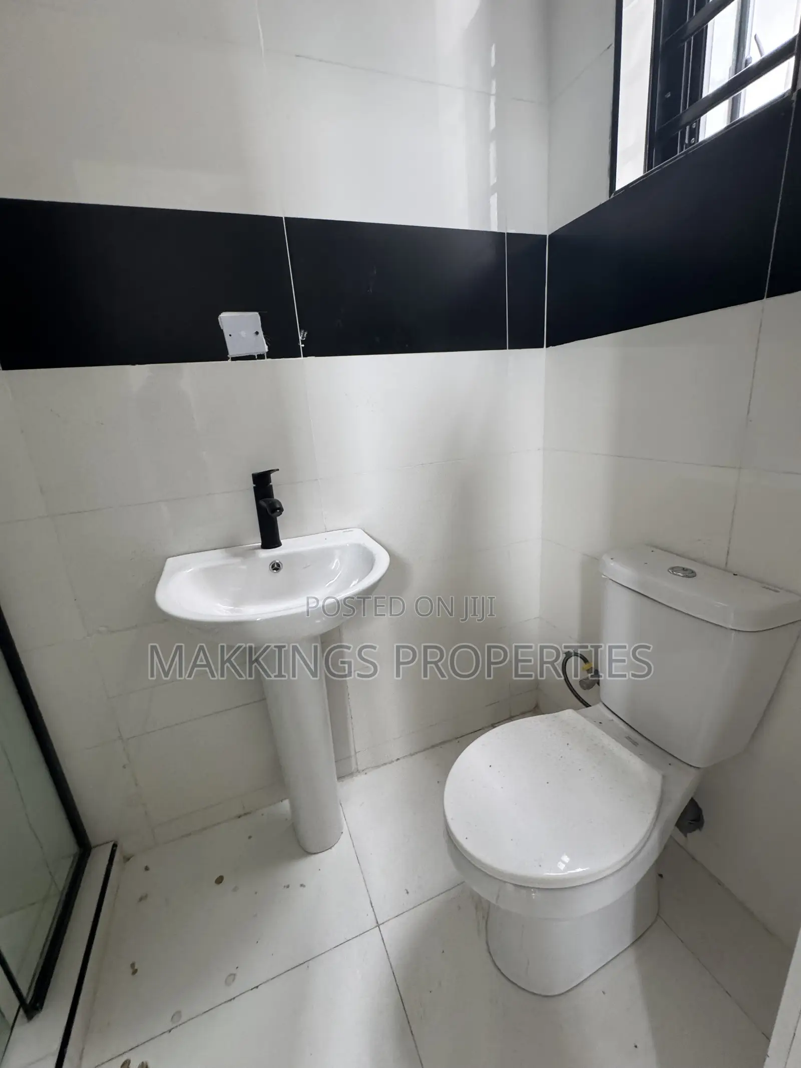 4bdrm Duplex in Sangotedo for sale in Sangotedo