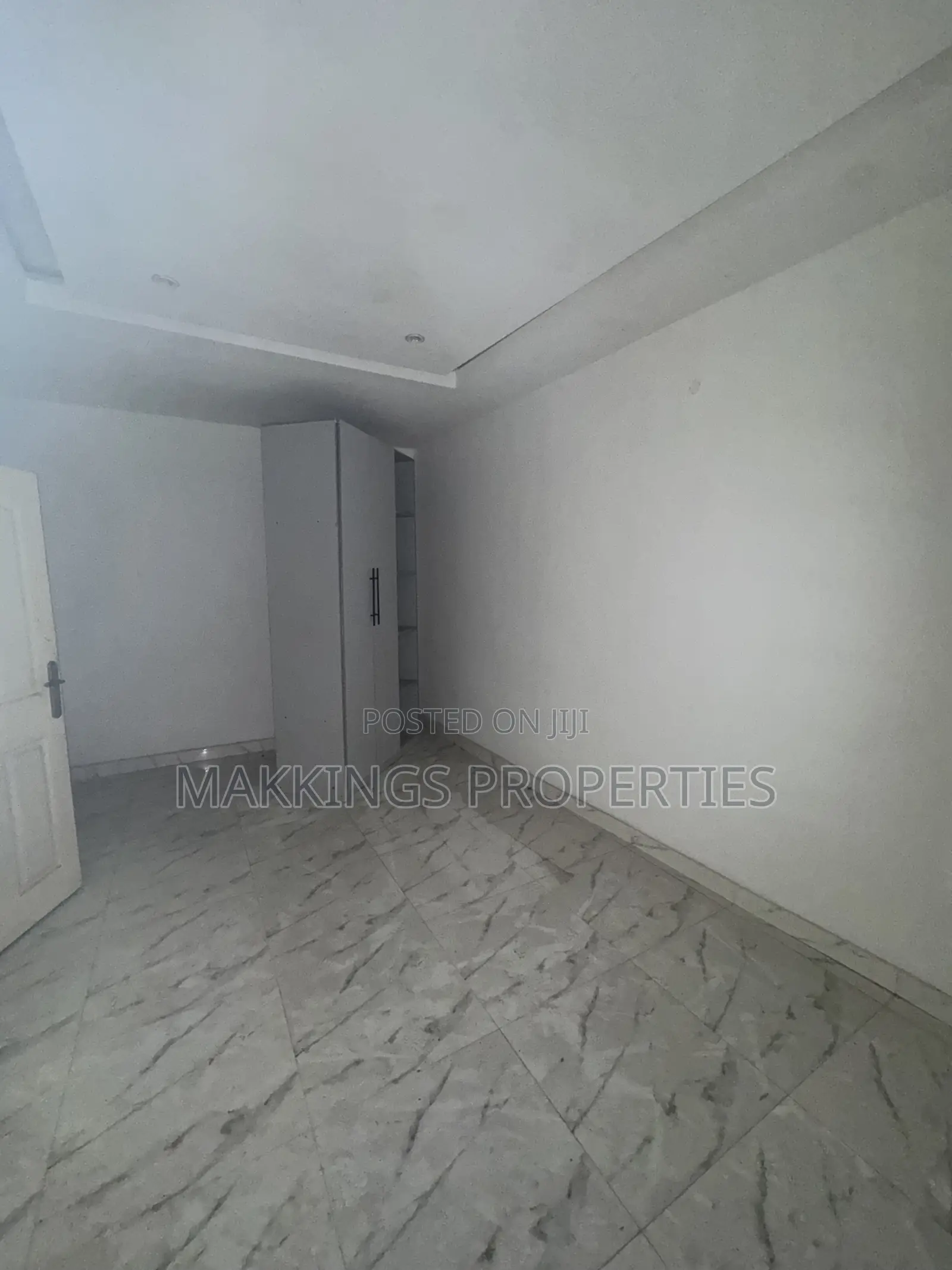 2bdrm Apartment in Sangotedo for sale in Sangotedo