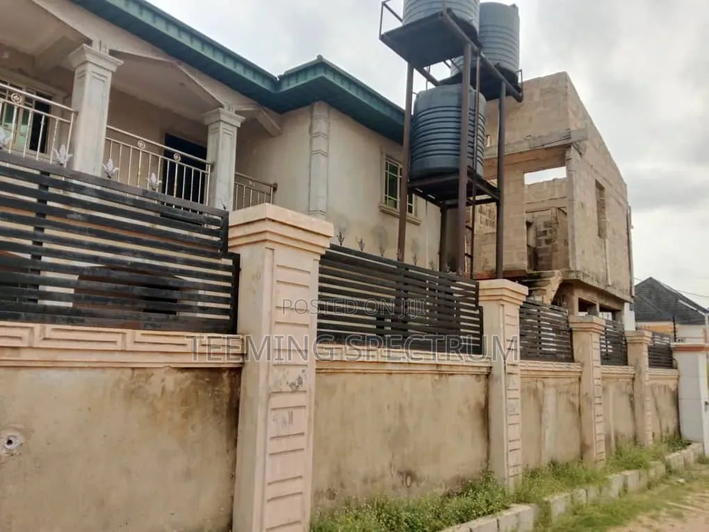 3bdrm House in Benin City for sale in Benin City
